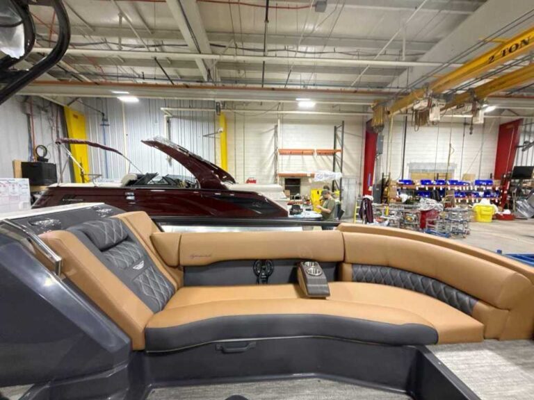 2026 Bennington 25RTFBA - Arch - Blackout US-ETWS9890K526 [photo 5]